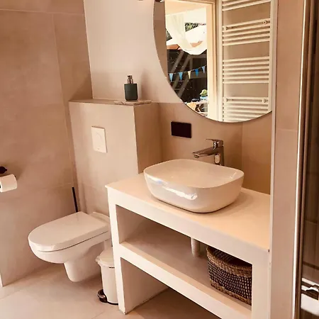 In Near Дом отдыха